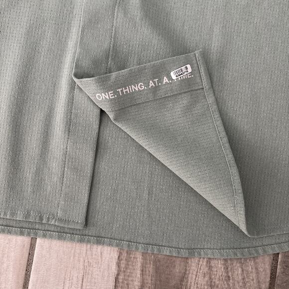 Lululemon Men’s Airing Easy Short Sleeve Button Up Shirt Green Size XXL - Picture 3 of 9